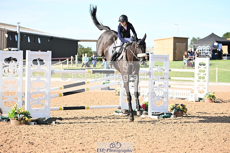 240913A-162100-05221 - Cls 18 National 1.40m Open