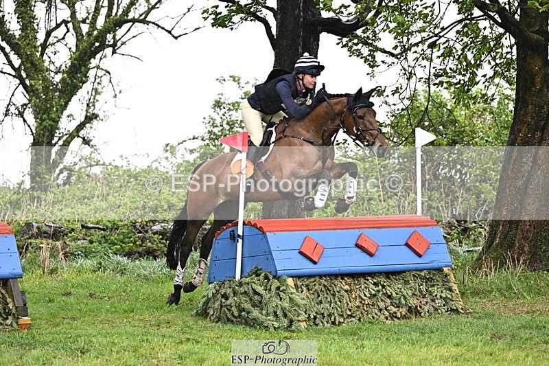 250418-140622-05423 - 212-Lucy.Lloyd-WATERNISH.BRIDLE.LANE