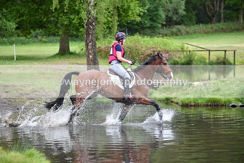 WJ5_5250 - Time 12:04 to 13:05