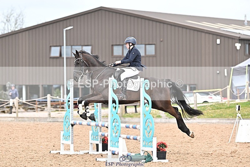 250414-113038-00560 - 90cm Round 1