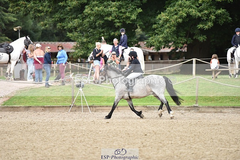 240802-101502-00758 - 70cm Round 1