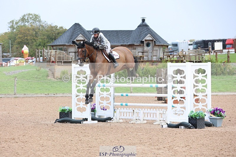 250911-124131-01527 - Cls 3 Snr Foxhunter