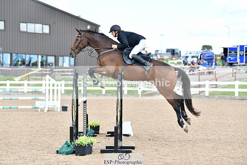 240913A-143609-04761 - Cls 24 1.05m Amateur Qualifier