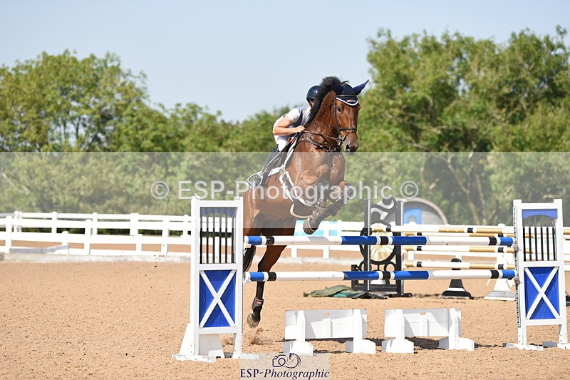230906A-135548-00523 - Foxhunter & 1.20m Open