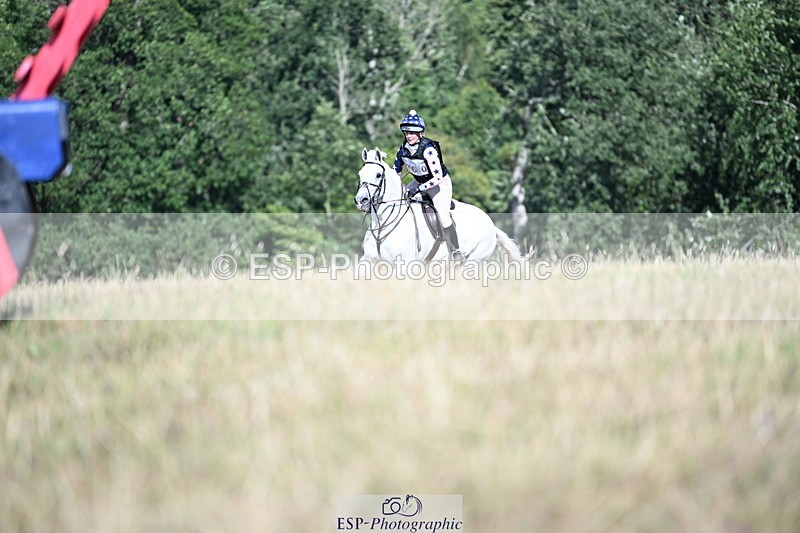 250803A-163405-17025 - Q-760-Sharon.Routley-KNOCKDOMNEY.SILVER.GAP