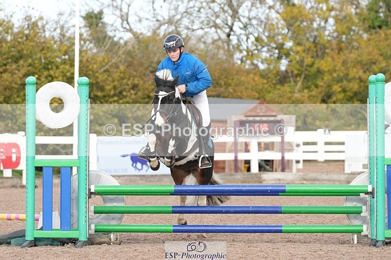 251025-103936-00097 - Chard 25th & 26th Oct BS Juniors/COH/Club/schools unaffiliated showjumping