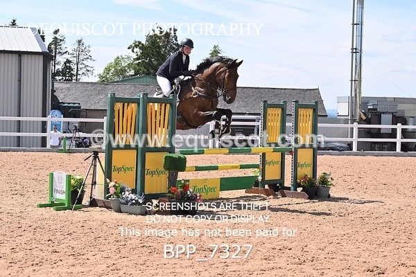 BPP_7327 - CLASS 14 FRI Nupafeeds Senior Dicovery/1m open