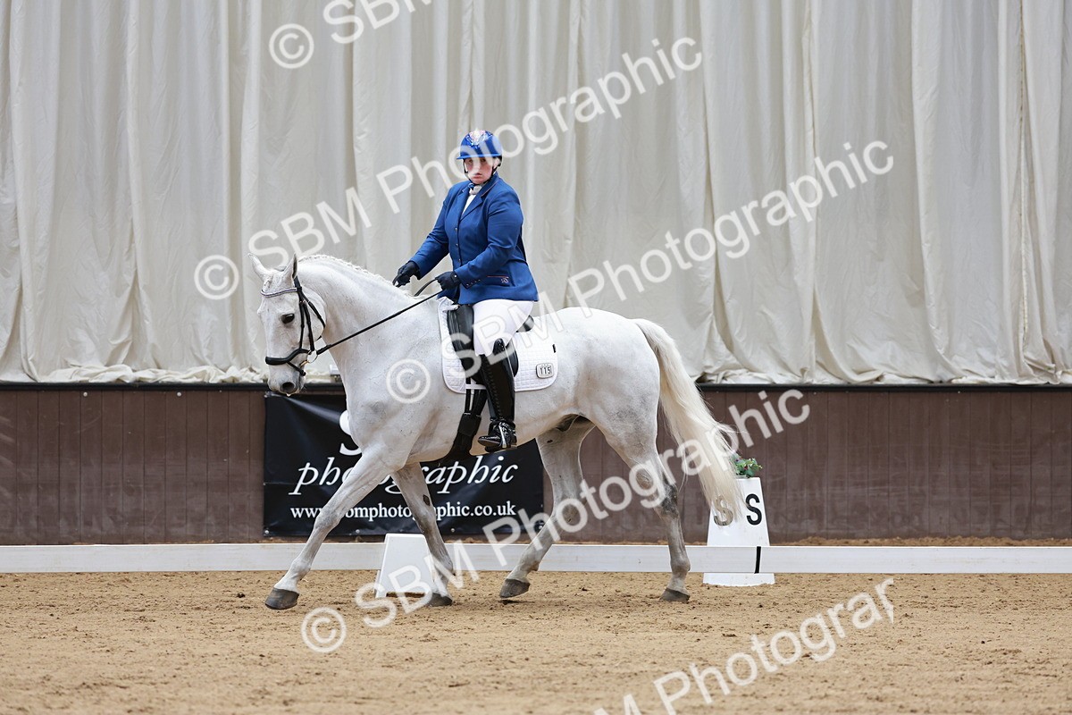 SBM_008174 - Class 6b - Novice 6 - 9.28-10.41