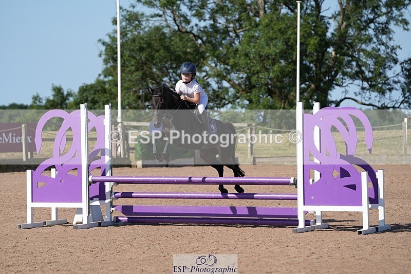 250712-091624-01087 - Cls 1 Pony Intro 70cm