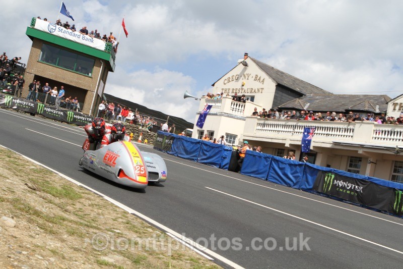 Vincent Biggs / Robert Biggs Honda / Evans of Warrington Ltd - Sure Sidecar Race 1