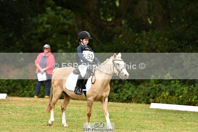 250820A-120502-05444 - 11am to 12