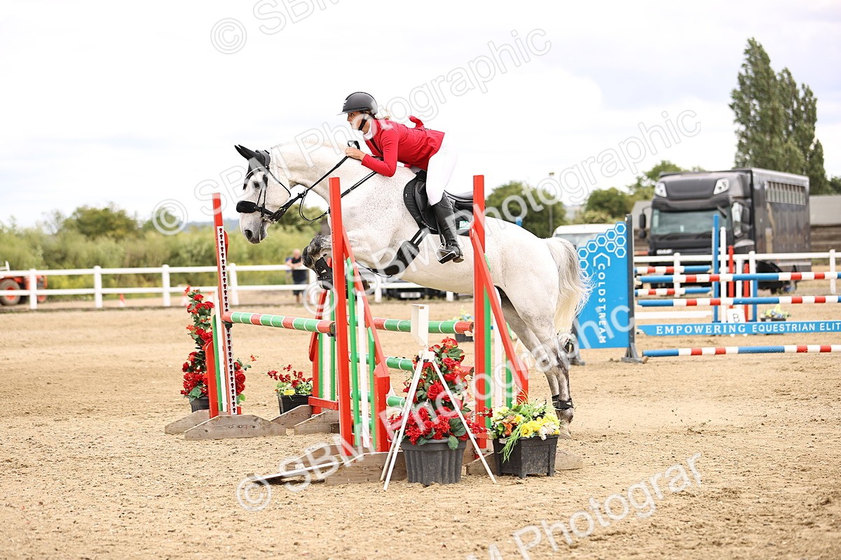 SBM_007694 - Class 19 - Senior Newcomers - 1.10m