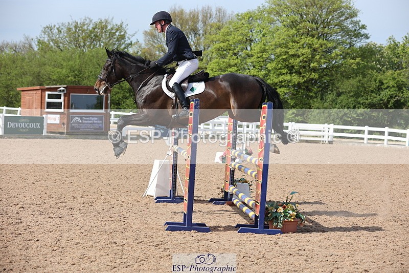 240510A-101112-05611 - Cls 14 Discovery and 1m Open