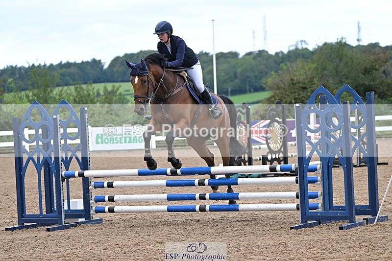 240925A-102153-00050 - Clear Round