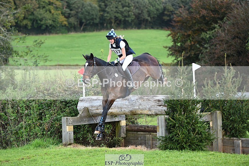 231022-141228-30157 - 337-DROUGHTVILLE.MIKE-Georgina.Beeby.Wynn-XC