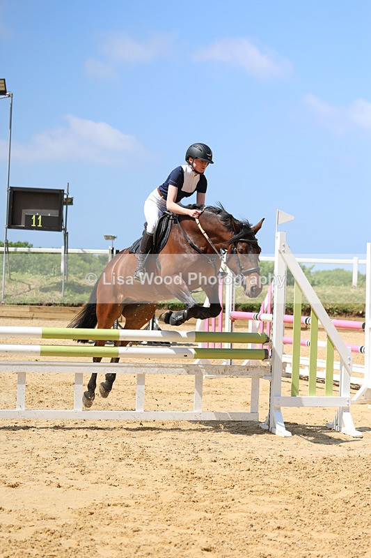 3E7A9952 - Class 9: Senior BN/90cm open