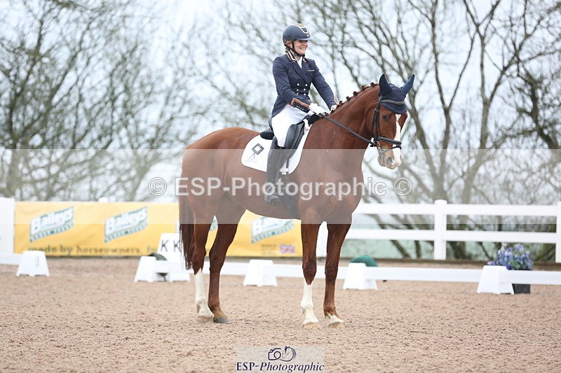 240217A-090716-00190 - 171-Lucie.Stokoe-Nicolaas.B