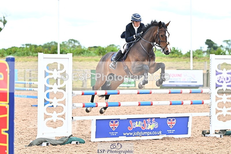 240608A-133929-02625 - Cls 4 Snr Newcomers and 1.10m Open