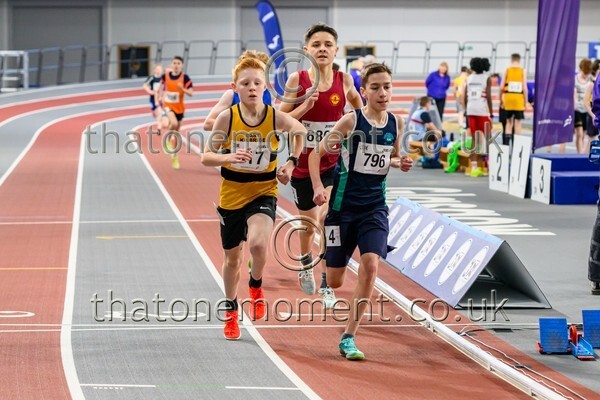 Age26SUN-919728 - Track Male Set One