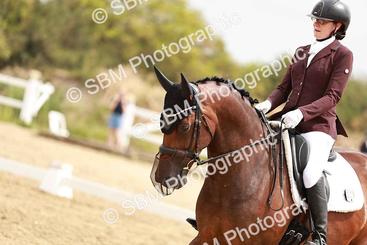 SBM_003082 - Class 6 - Novice 6 Silver - 11.34-12.20