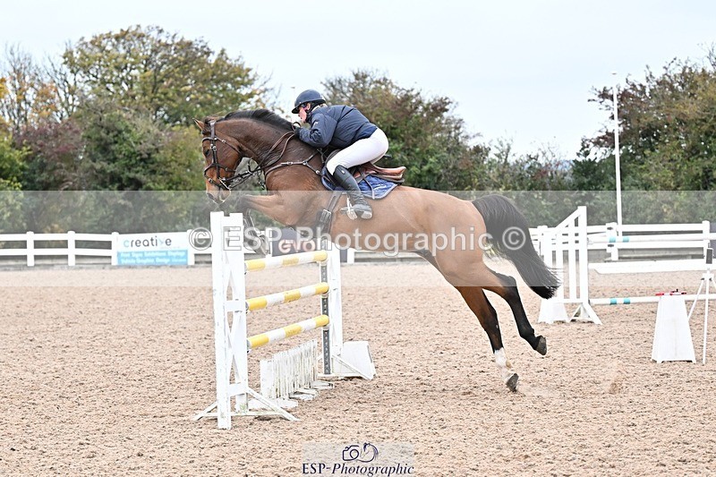251015-151626-00869 - Cls 6 Foxhunter and 1.20m Open