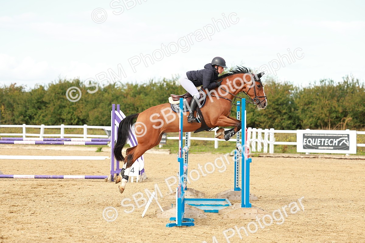 SBM_001697 - Class 4 - Senior Newcomers - 1.10m