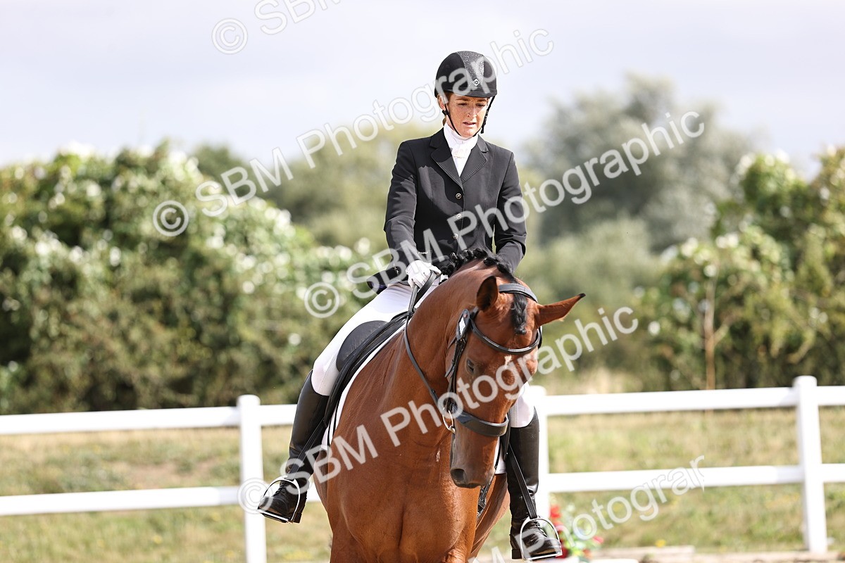 SBM_016161 - Class 14 - Novice 23 - 10.29-11.32