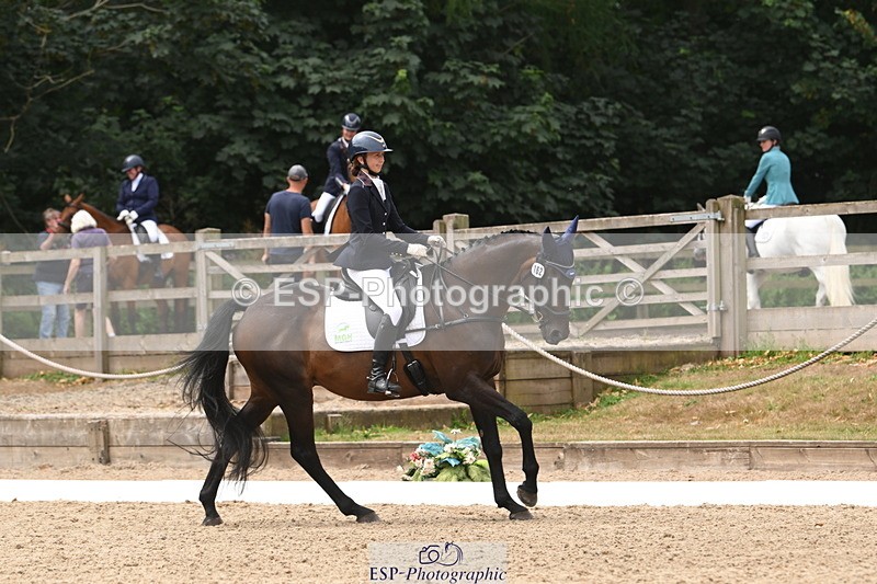 250719A-121645-04717 - 162-Sarah.Warman-In.the.Spotlight