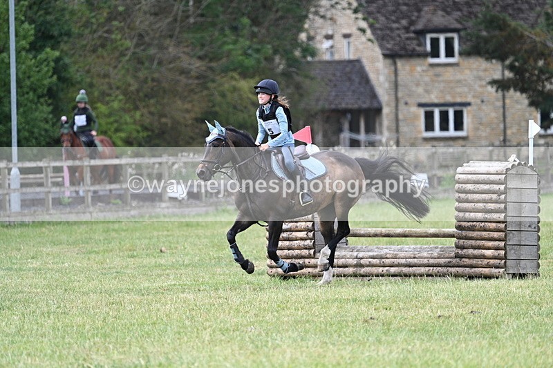 WJ7_5104 - 60cm XC Time 10:17 to 10:49