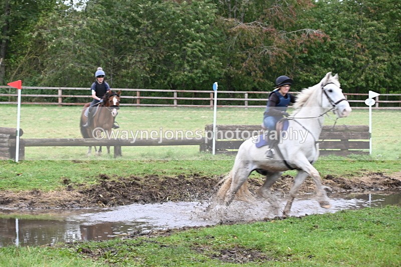 WJ6_7084 - Time at Photographer 13:06 to 13:23