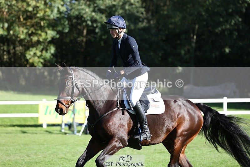 231022-111055-25010 - 645-COOLEY.CORPELLO-Francesca.Swallow-TrotUp+SJ