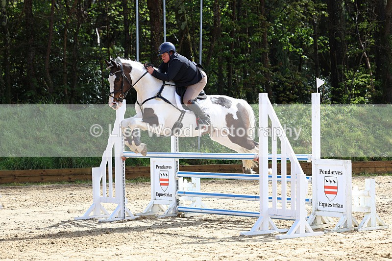 3E7A1362 - Class 6: Senior 1.05m