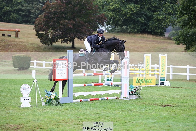 250830A-143842-07061 - Cls 16 Snr Newcomers and 1.10m Open