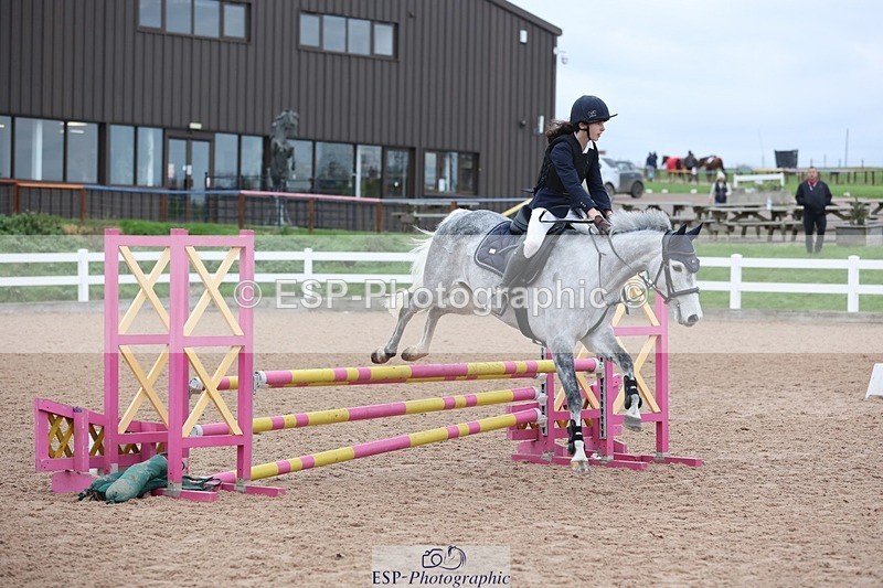 241116X-090950-00171 - Cls 05 Pony Intro 80