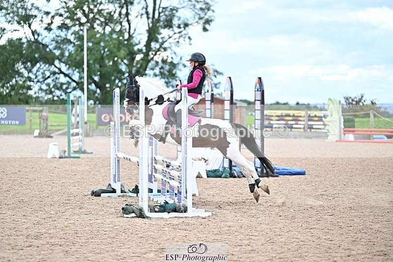 250921-144642-03941 - Cls 20 Pony 80cm Derby