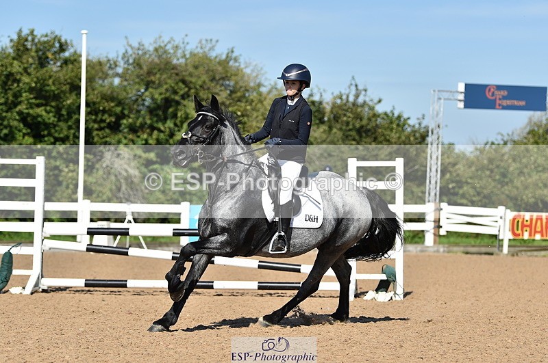 230903A-104846-04036 - Cls 18 Pony Brit Novice & 80cm Open