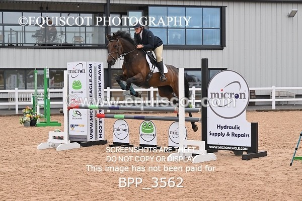 BPP_3562 - CLASS 1 WED Nupafeeds Senior Dicovery/1m open