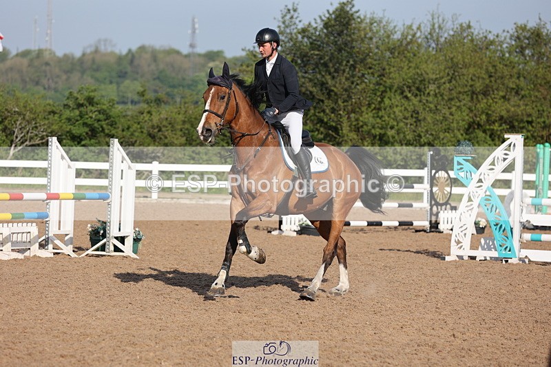 240510A-083022-04264 - Cls 13 British Novice and 90cm Open