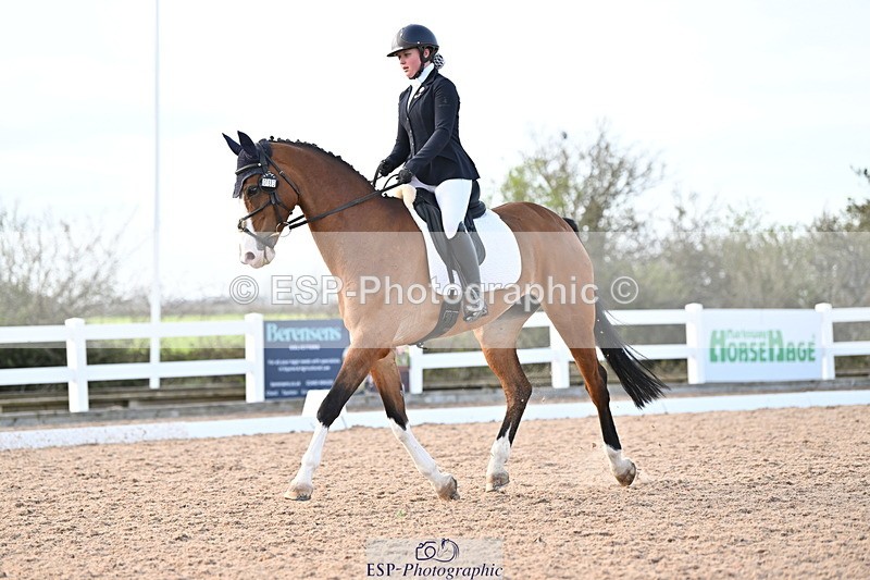 240324A-160740-04744 - Novice 28, 15.33 to 16.15