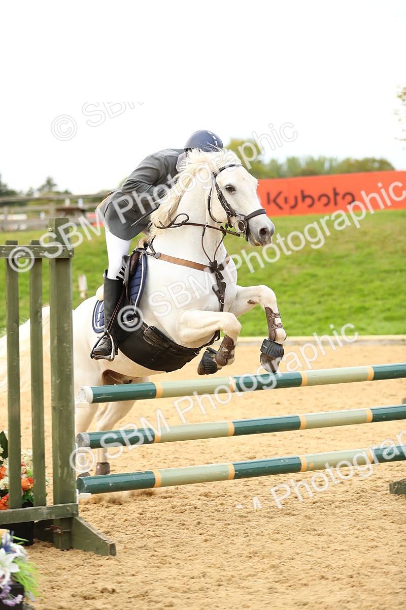 SBM_76127 - J19 - Junior 90cm Supreme Championship