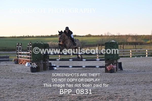 BPP_0831 - CLASS 8 Newcomers/ 1.10m Open
