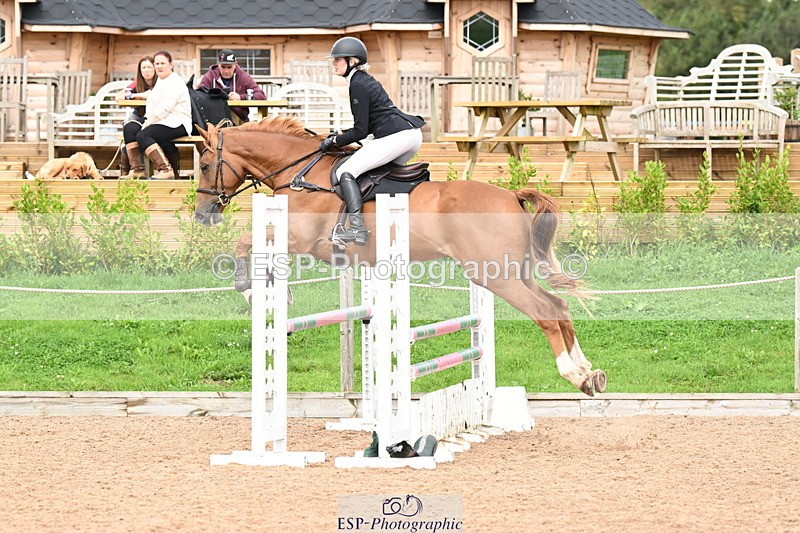 240908A-133406-04015 - Cls 15 U21 Intro 90cm-1.00m  Team Comp