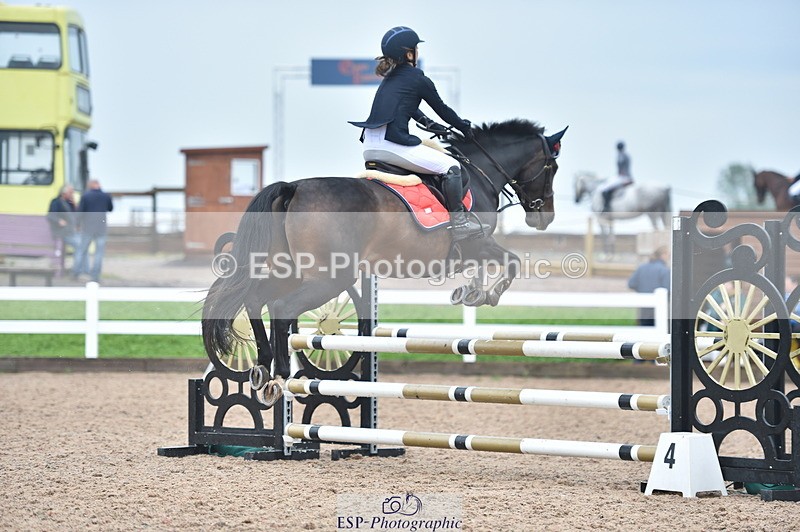 230916A-102418-03386 - Cls 21 British Novice & 90cm Open