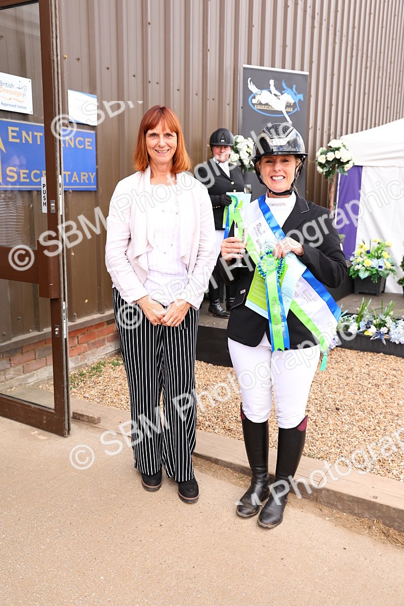 SBM_001897 - Presentations - cart