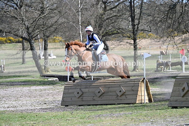 WJ7_1366 - XC Time 13:35 to 13:40