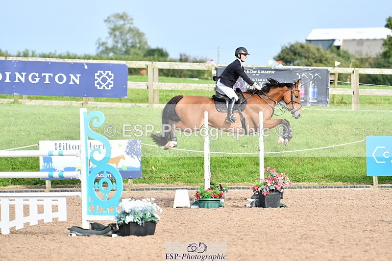 240915A-163835-11060 - Cls 30 Snr Foxhunter