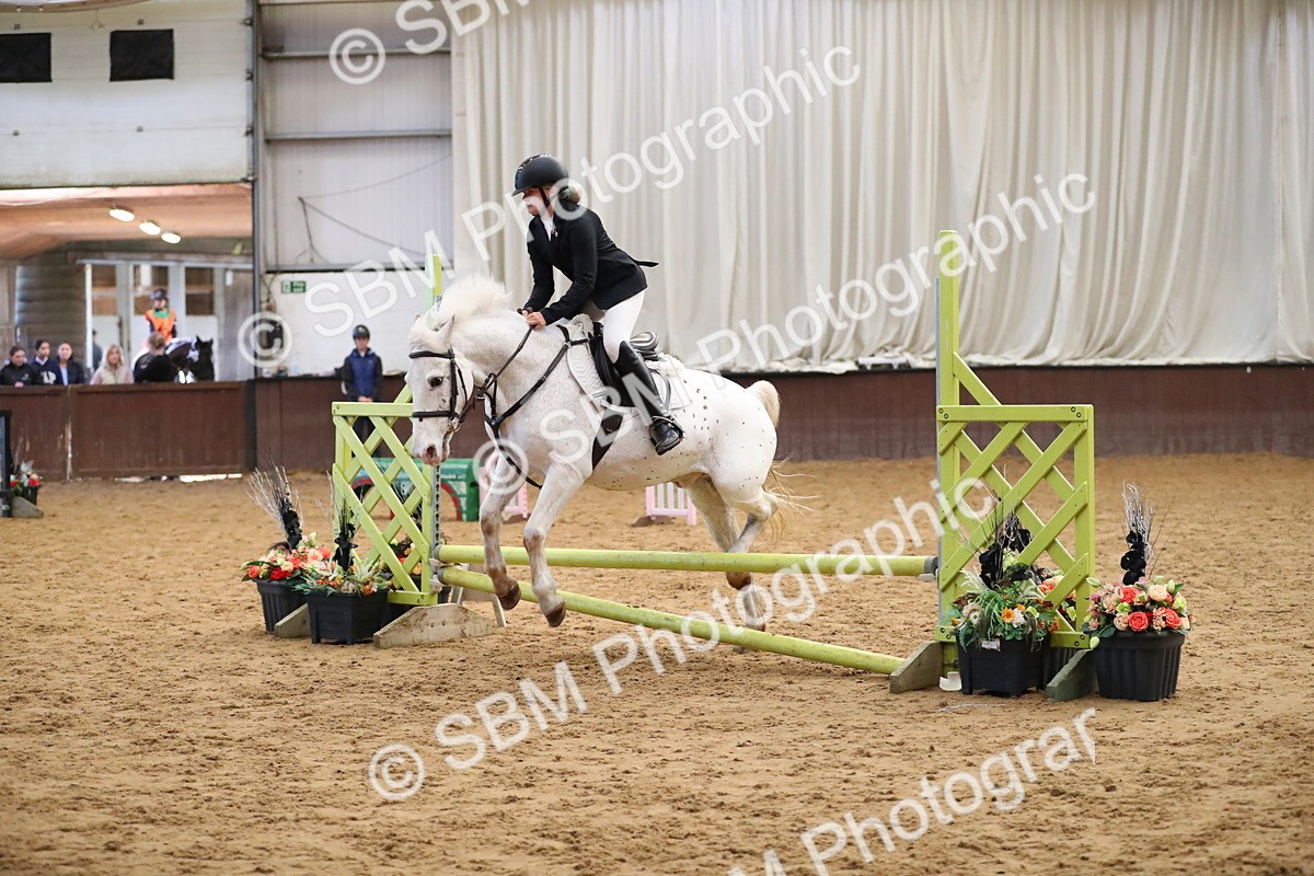 SBM_001145 - Class 3 - Horse & Hound
