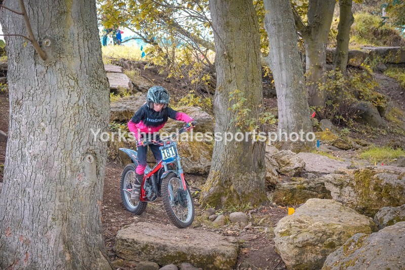 DSCF0426 - Ripon MC Trial 27/09- kids