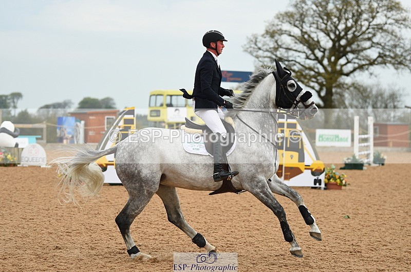 230504A-092428-00346 - Cls 8 Snr Foxhunter
