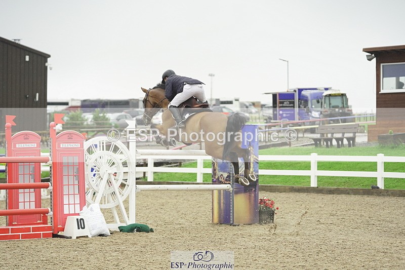 230722A-141200-09569 - Cls 23, 1 Star Gold 1.30m